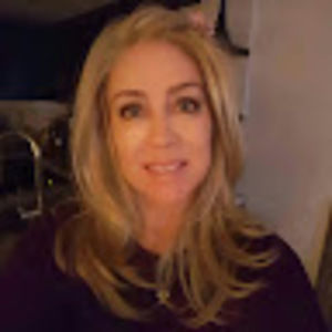 Meet your Posher, Debra